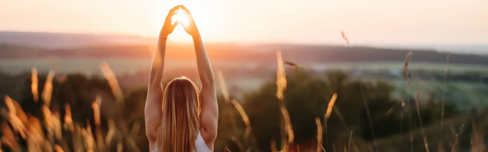 Practice of the Dharana Protocol at the 70-hectare Agaporia estate. Master Your Internal State at the regenerative five-star sanctuary in Montefollonico, Tuscany.