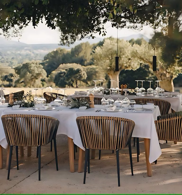 Stunning restaurant terrrace overlooking the rolling hills of Tuscany